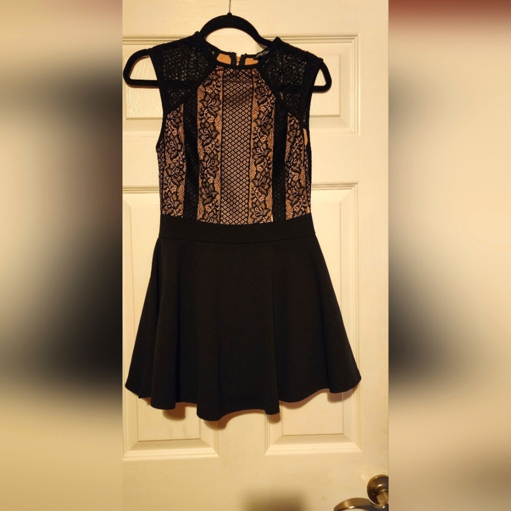 Mini Romper with Lace, Medium